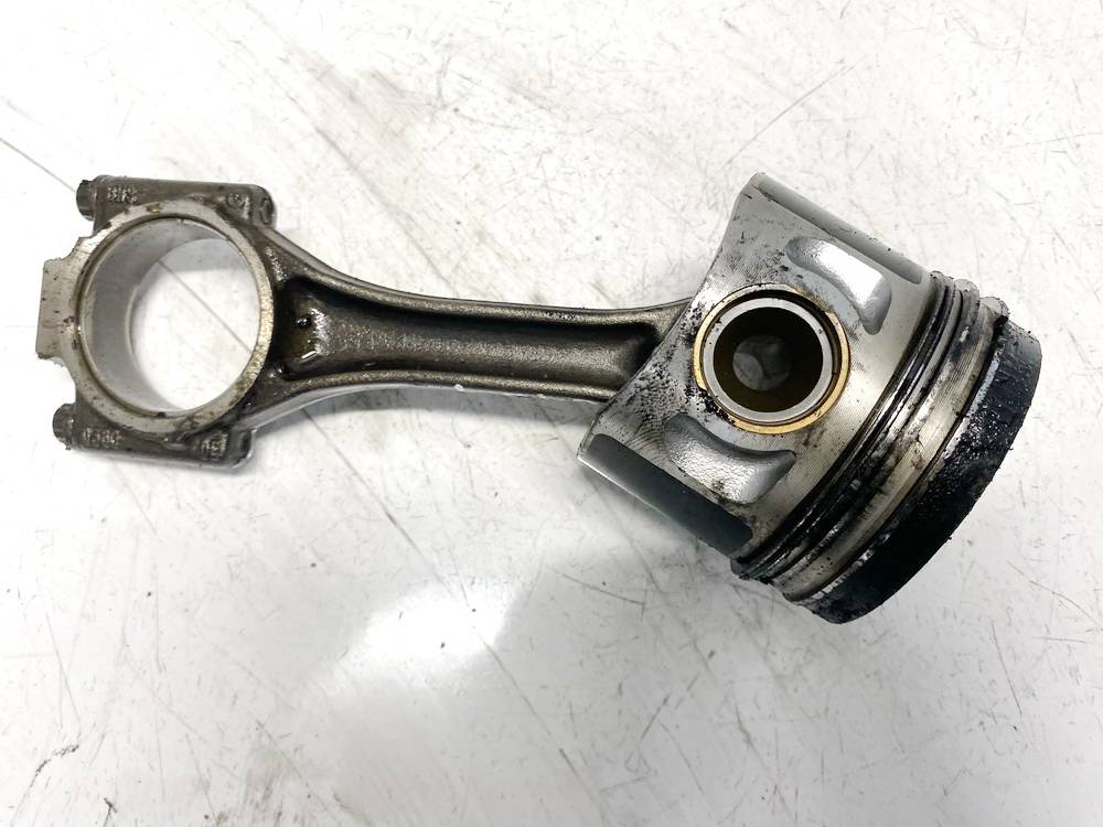 038GDE Skoda Fabia 2005 Stumoklis su svaistikliu