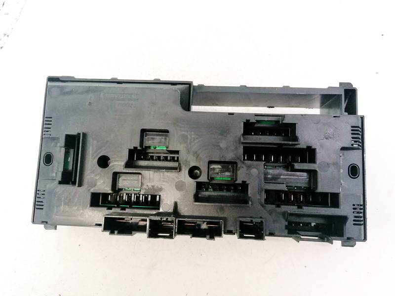 921086101 BMW 5-Series 2011 Fuse box - Thumbnail 3