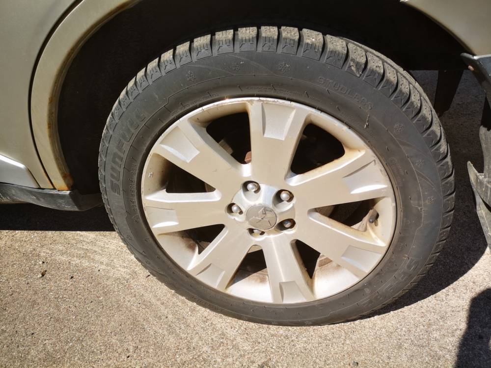 5X114.3 Mitsubishi Outlander 2007 Liettuan renkaiden komplekti R18 - Thumbnail 3