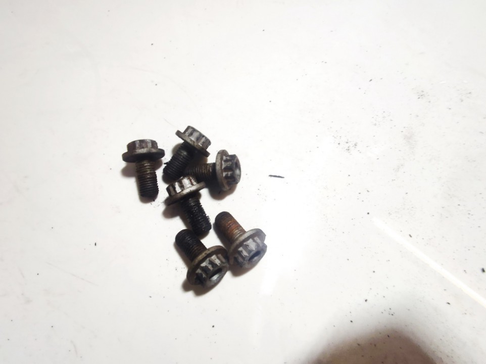 Toyota Yaris 2004 Śruba koła zamachowego - Thumbnail 3