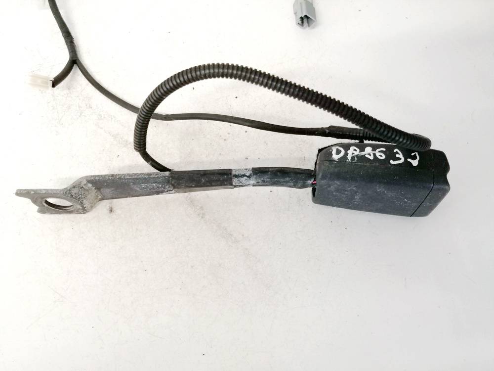 Toyota Auris 2007 Seat belt holder (Seat belt Buckle) - FRONT RIGHT - Thumbnail 2