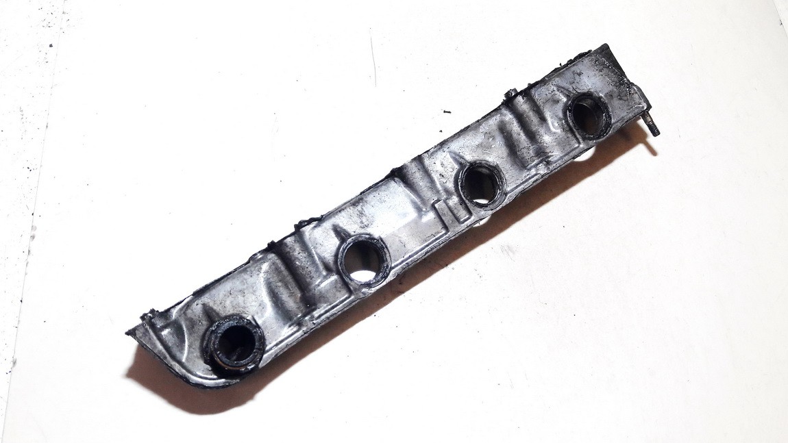 rf5c used Valve cover Mazda 6 2004 2.0L EIS00984520 Used Auto Parts