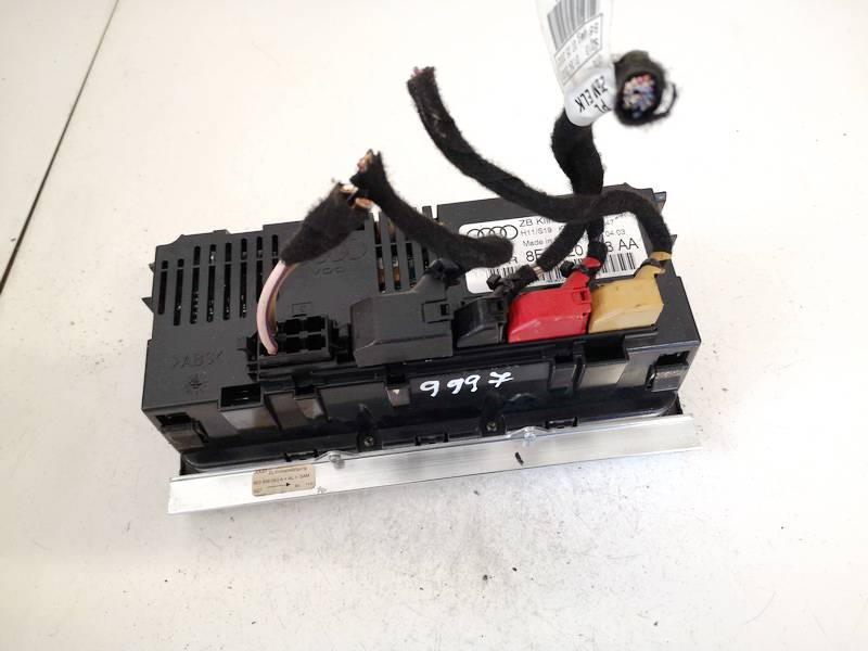 8E0820043AA Audi A4 2004 Panel sterowania klimatyzacją (przełączniki ogrzewania) - Thumbnail 2