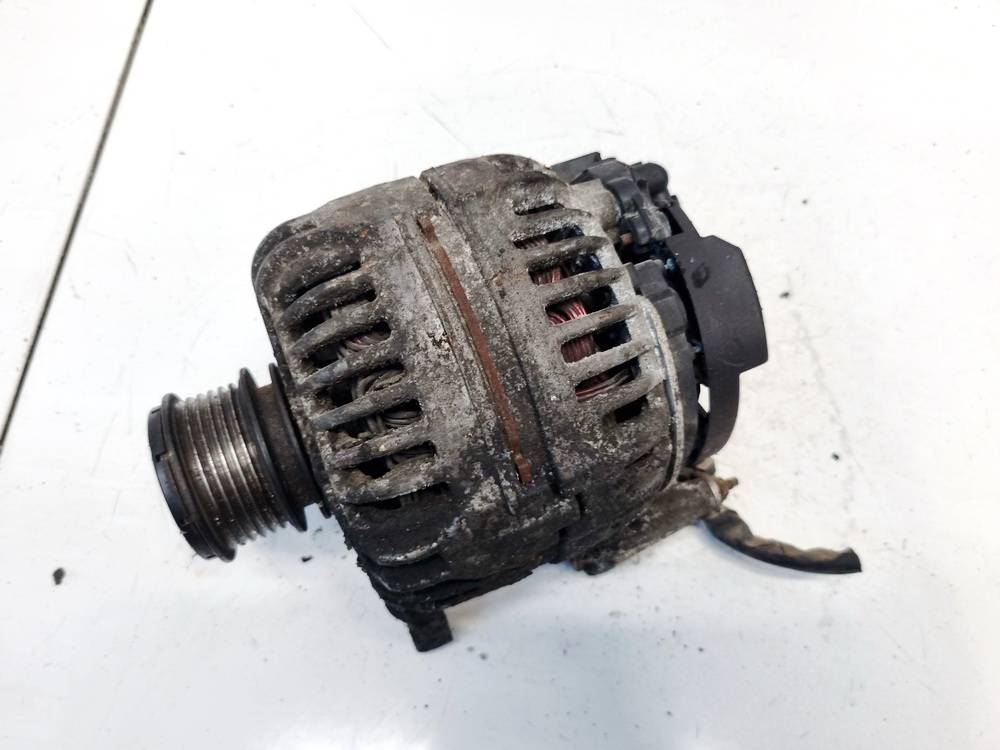 06F903023F Skoda Octavia 2008 Alternator