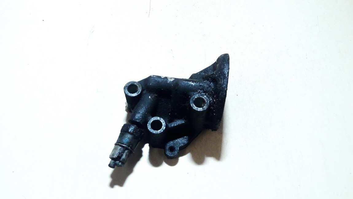 Toyota Corolla Verso 2002 Oil filter adapter (bracket - flange, Oil Filter Housing)