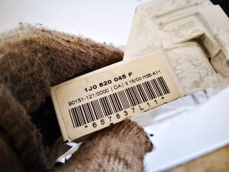 1J0820045F Volkswagen Golf 2000 Climate Control Panel (heater control switches) - Thumbnail 3