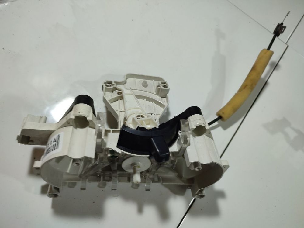 Daihatsu Materia 2010 Panel sterowania klimatyzacją (przełączniki ogrzewania)