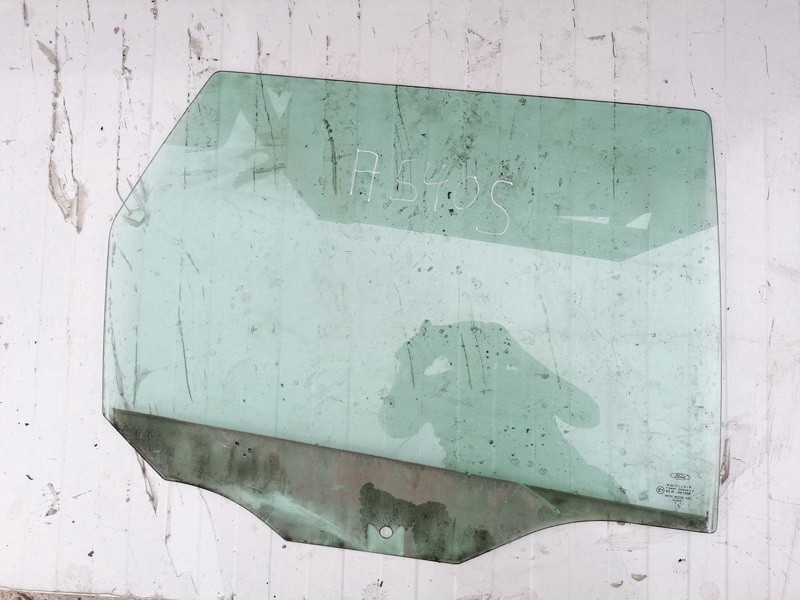 Ford Focus 2002 Door-Drop Glass - REAR RIGHT