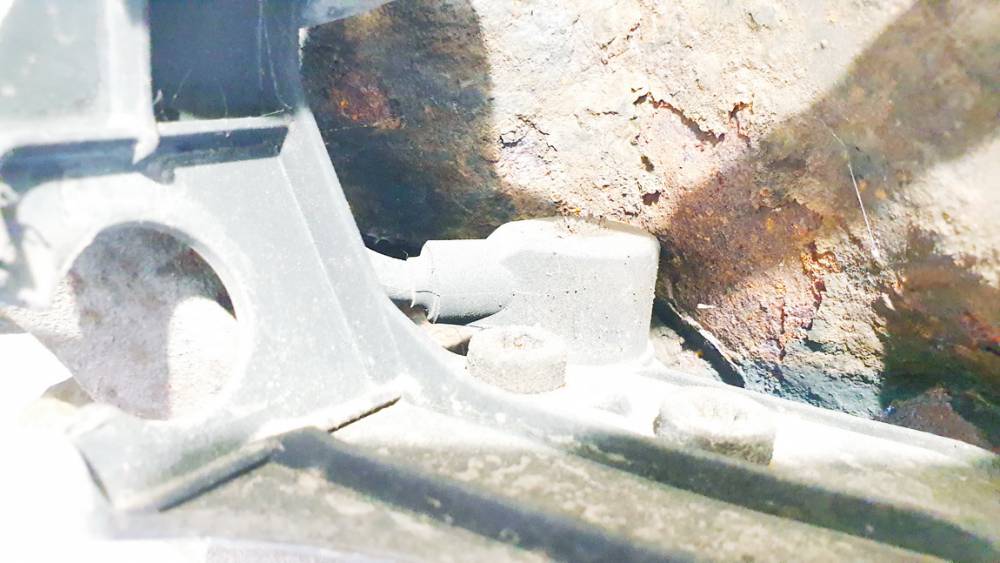 A2105409108 Mercedes-Benz E-CLASS 2001 датчик ABS - передний правый