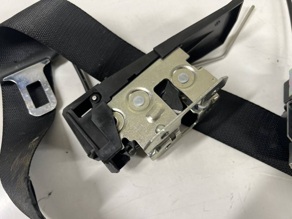 566324601 Opel Astra 2005 Pas bezpieczeństwa - TYLNE ŚRODEK - Thumbnail 2