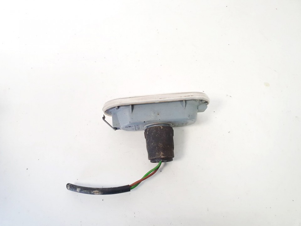 1J0949117 Volkswagen Passat 2002 Clear Side Repeaters - FRONT RIGHT - Thumbnail 3