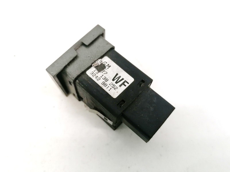 13138252 Opel Vectra 2004 Heated Seat Switch - Thumbnail 3