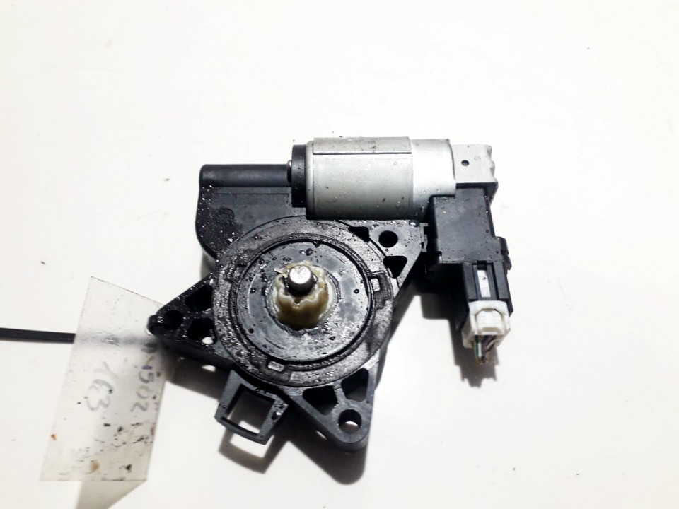 GJ6A5958X Mazda 3 2005 Window Motor