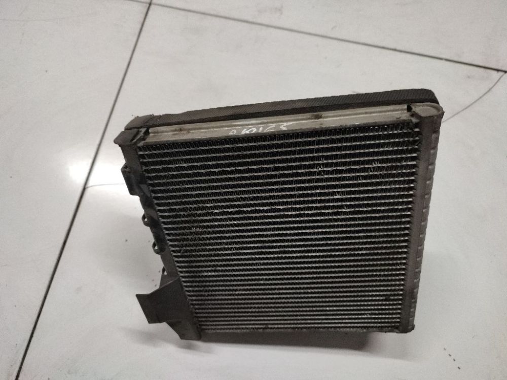 Volkswagen Passat 2006 Oro Kondicionieriaus radiatorius - Thumbnail 3