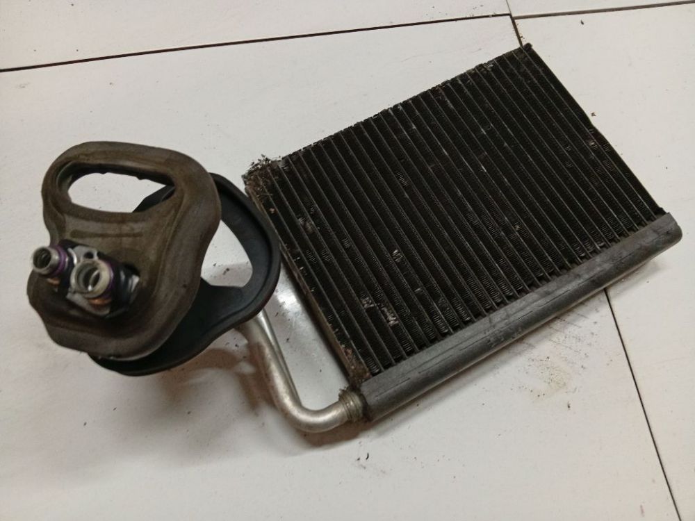 BMW 1-Series 2007 Chłodnica klimatyzacji