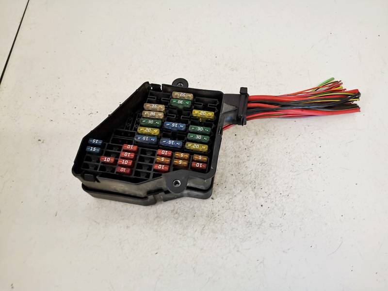 Audi A4 2004 Drošinātāju kārba