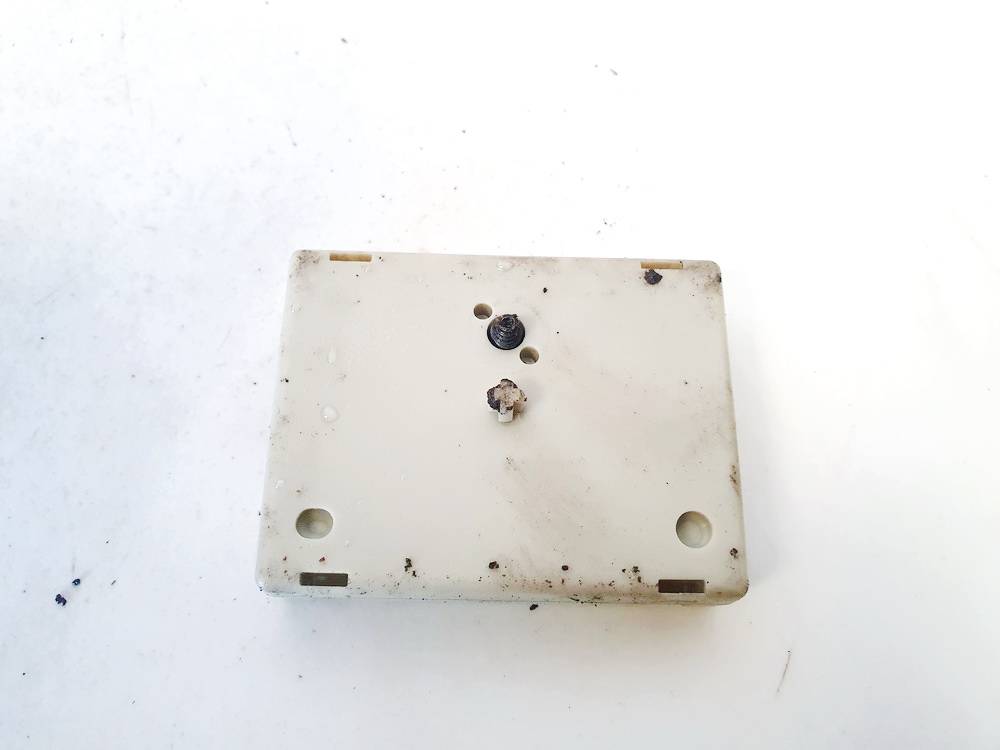 EA914017904 BMW 5-Series 2011 Antennenverstärker (Antennen Verstärker) - Thumbnail 3