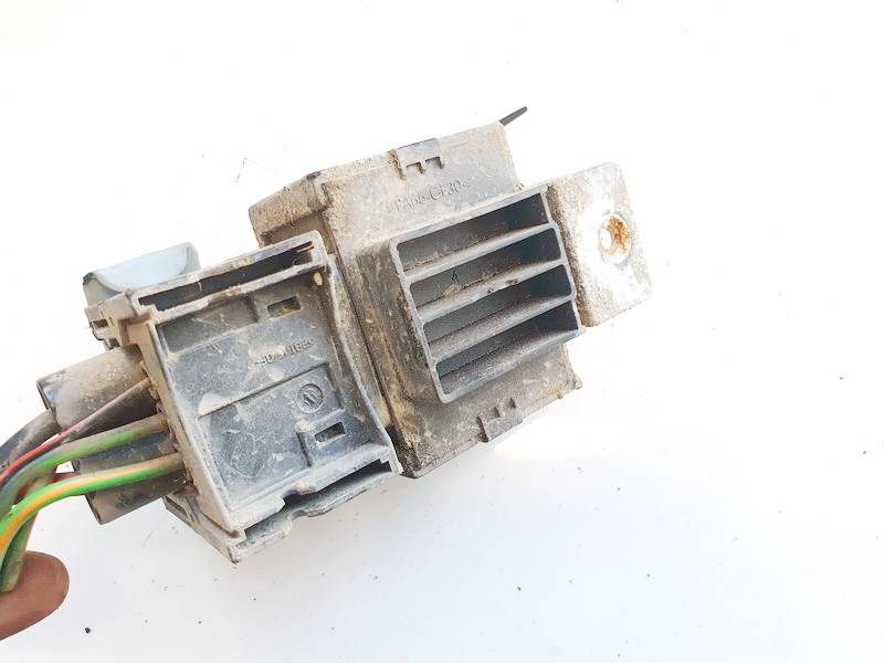 9M5Q12A343AA Ford Kuga 2011 Glow plug relay - Thumbnail 3
