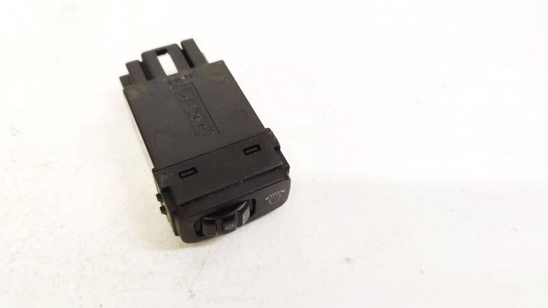 Mitsubishi Grandis 2005 Ajovalojen Korkeudensäädön Painike