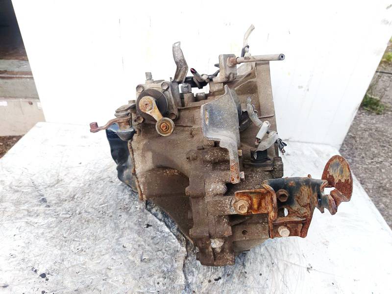 Toyota Yaris 2003 boîte de vitesses - Thumbnail 2