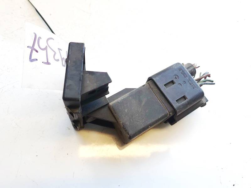 0281003038 Skoda Octavia 2006 Glow plug relay