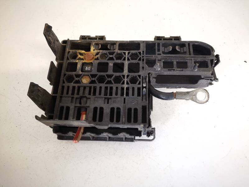 17184331 Opel Corsa 2007 Fuse box