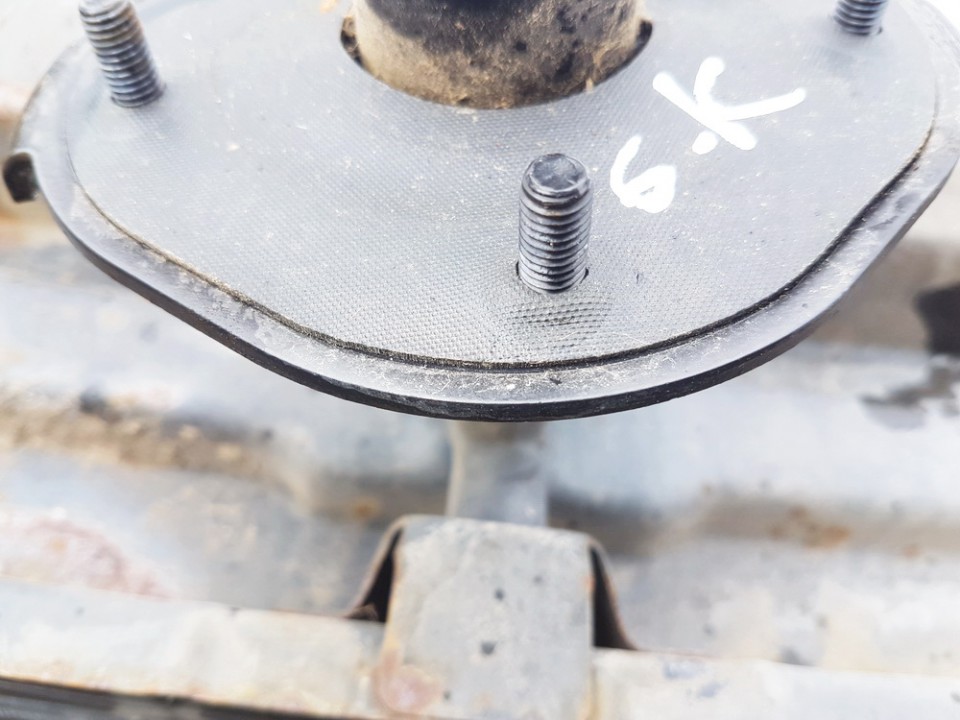 BMW 3-Series 2004 Uchwyt zderzaka - TYLNE LEWE - Thumbnail 2