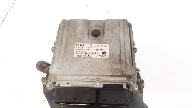 P04896420AE Chrysler 300C 2006 Variklio kompiuteris