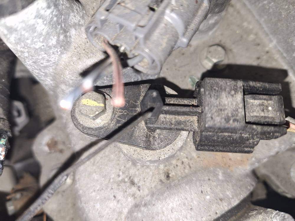 2111616875 Renault Clio 2016 Camshaft position sensor - Thumbnail 2