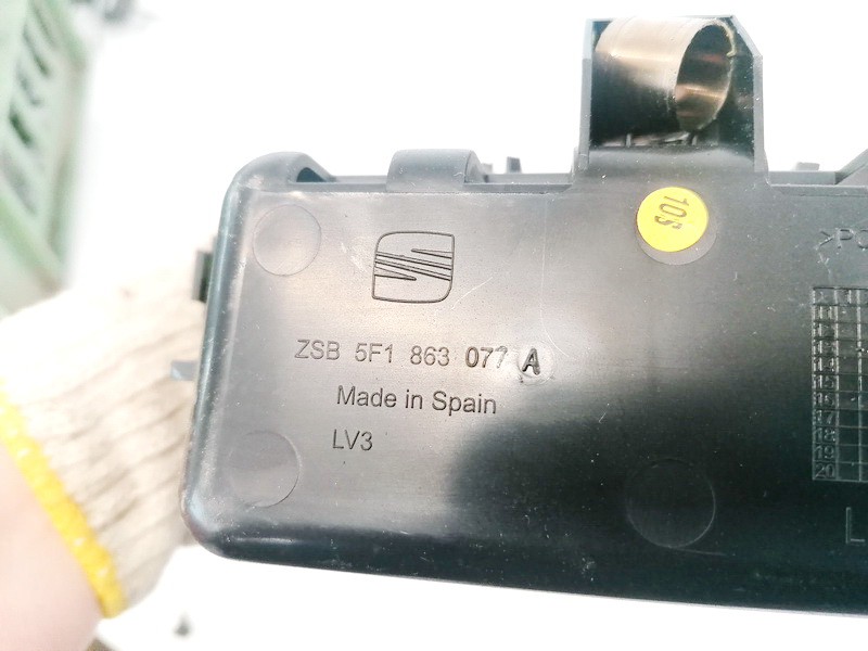 5F1863077A USED Glove Box Assembly Seat Leon 2013 1.2L EIS01644559