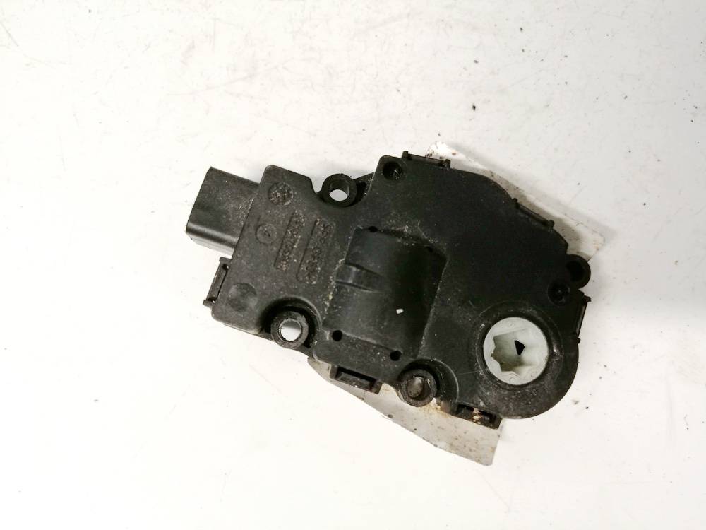 EFB332 BMW 1-Series 2009 Peciuko sklendes varikliukas - Thumbnail 2