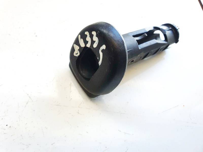 24438011 Opel Vectra 2003 Wykończenie wnętrza (plastikowe elementy)