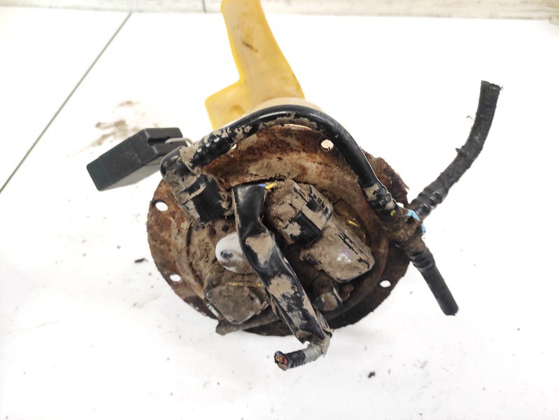 USED USED Electric Fuel pump Pontiac Vibe 2004 1.8L 27EUR EIS01564565