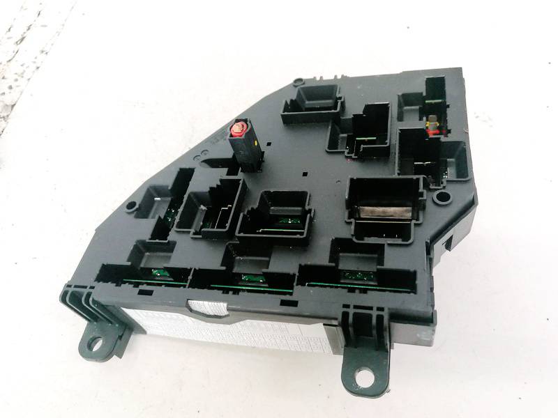 926492301 BMW 5-Series 2014 Fuse box