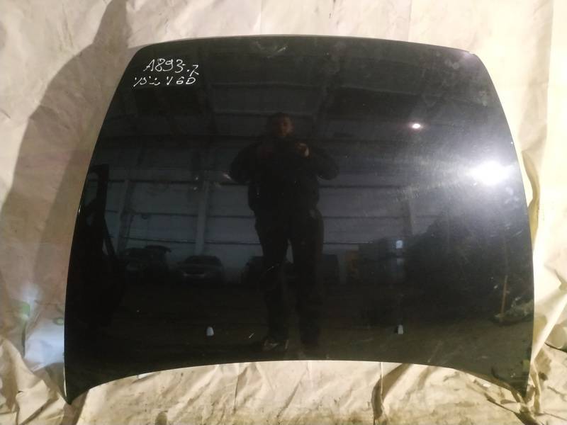 JUODAS Volvo V50 2008 Hood