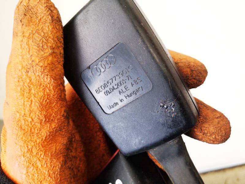 8E085773901C Audi A4 2004 Seat belt holder (Seat belt Buckle) -  REAR MIDDLE - Thumbnail 3