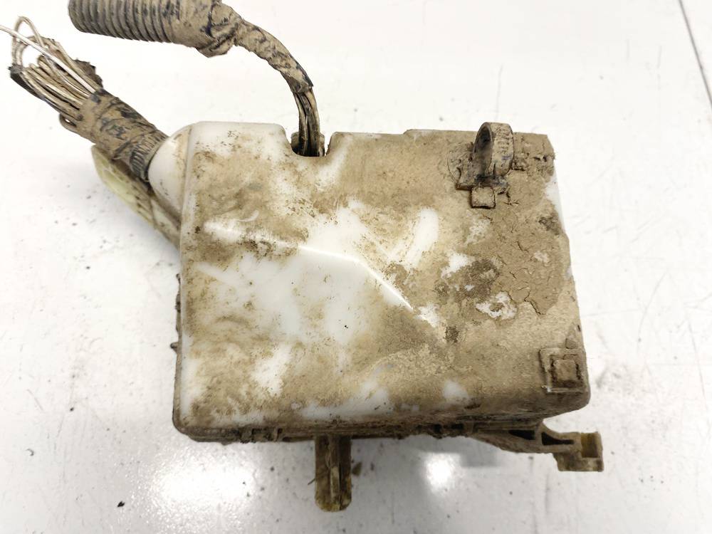 Toyota Yaris 2003 Fuse box - Thumbnail 3