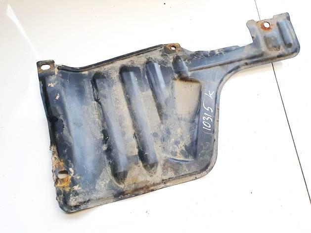 MR911063 Volvo V40 2001 Dugno apsauga