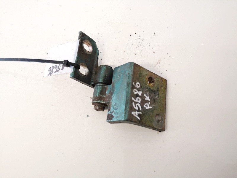 Peugeot 406 2000 Door Hinge - FRONT