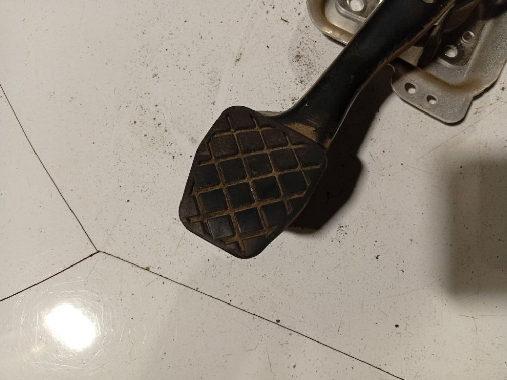 1K1721057N Skoda Octavia 2005 Pedal work, Brake pedal, Pedal bracket, Clutch pedal - Thumbnail 2