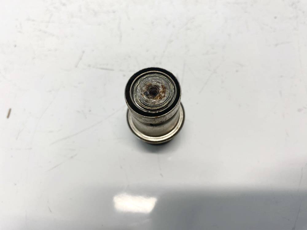 Toyota Yaris Verso 2000 Cigarette lighter cover assembly - Thumbnail 3