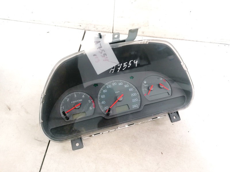 30889704 USED Speedometers - Cockpit - Speedo Clocks Instrument Volvo ...