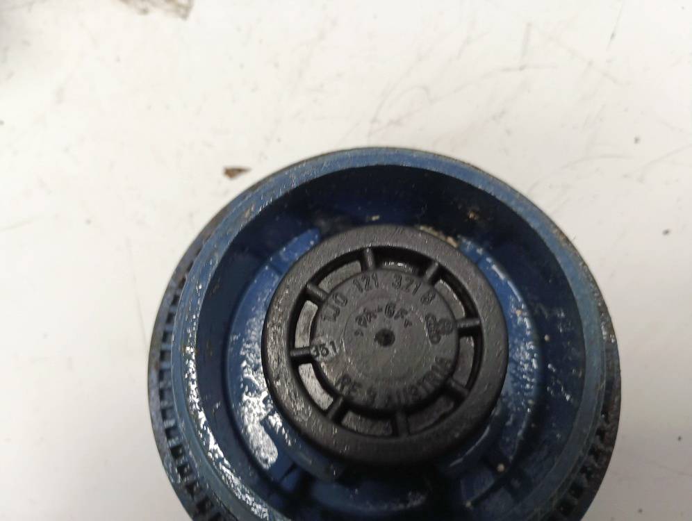 1J0121321B Volkswagen Passat 1999 Expansion Tank coolant (RADIATOR EXPANSION TANK BOTTLE ) - Thumbnail 4