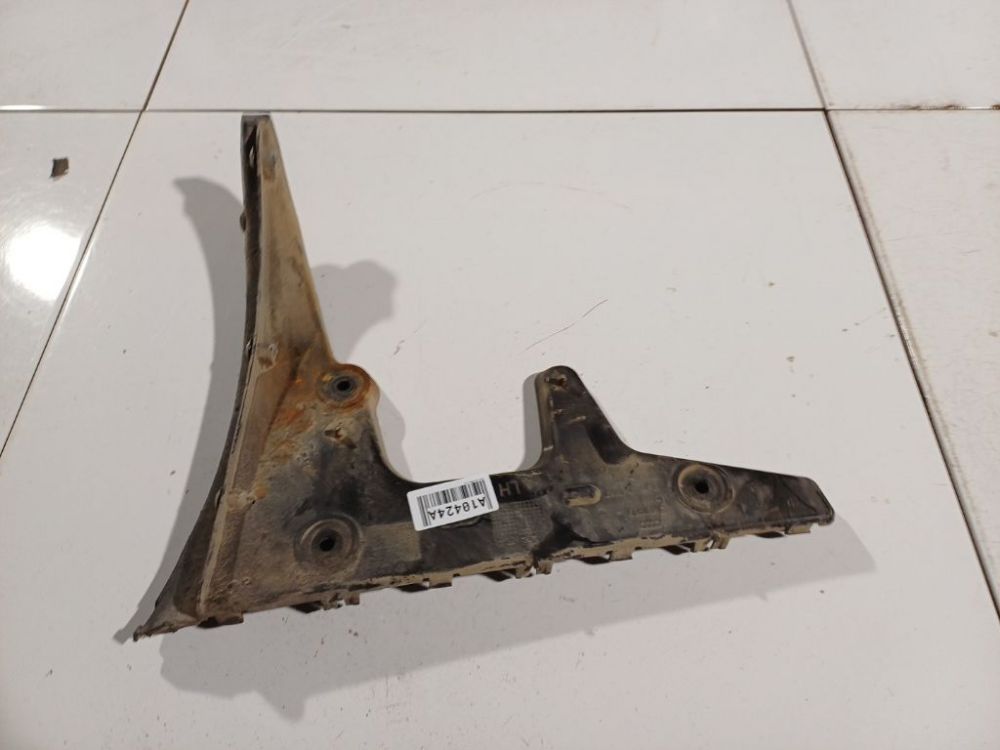 13867 Audi A6 2006 Bumper mounts (BUMPER BRACKET) - REAR LEFT