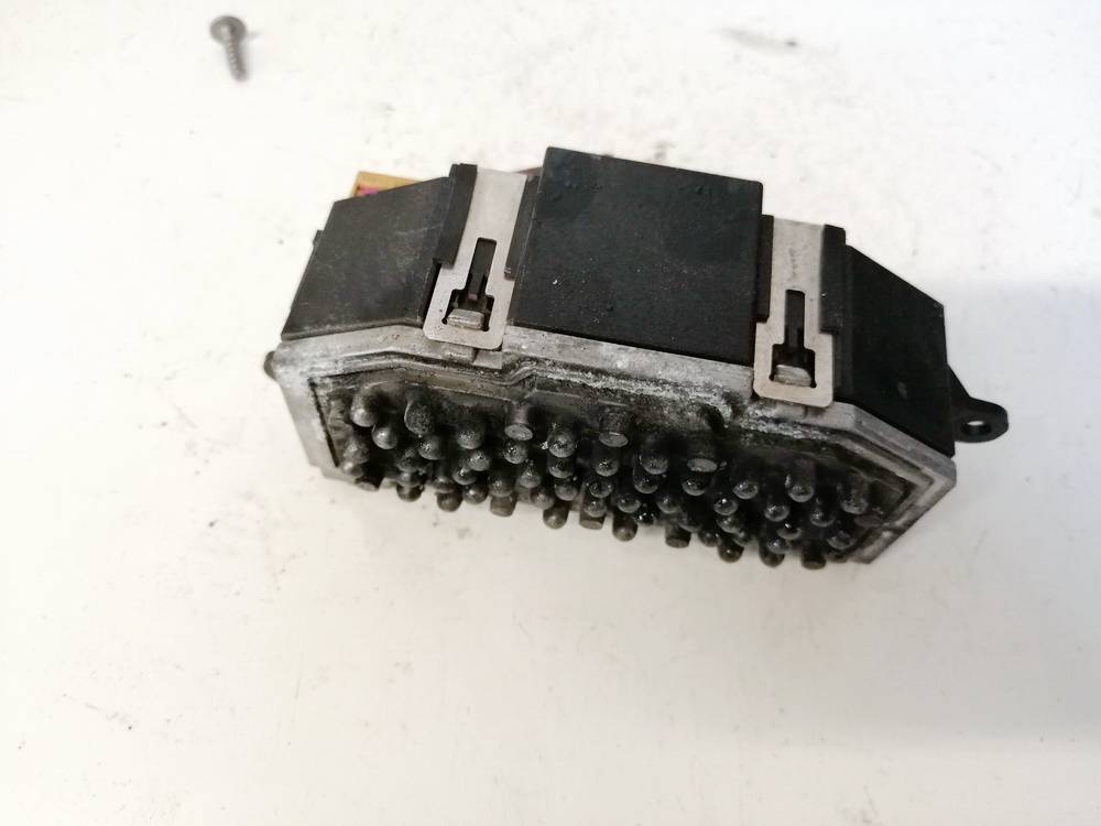 3C0907521B Volkswagen Passat 2006 Heater Resistor (Heater Blower Motor Resistor)