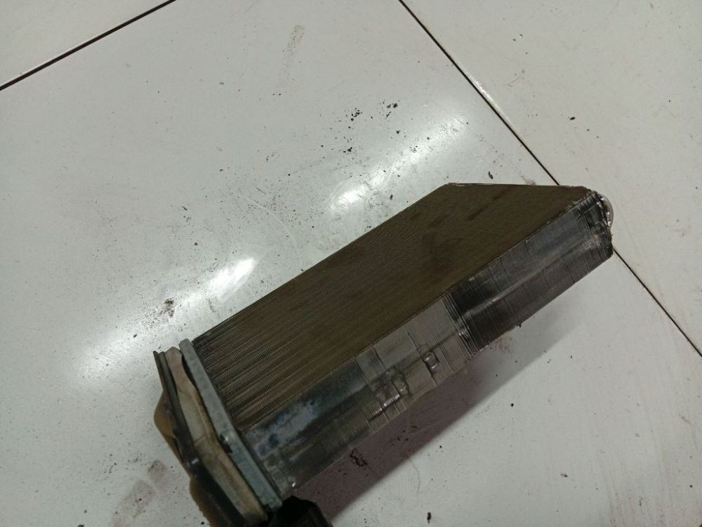 Volkswagen Golf 2000 Heater radiator (heater matrix) - Thumbnail 3