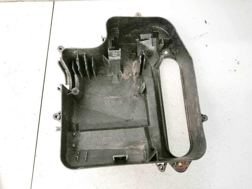 8D1907355B Audi A6 1997 Fuse Box Cover - Thumbnail 2