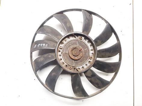 058121301B Volkswagen Passat 2000 Fan Blade
