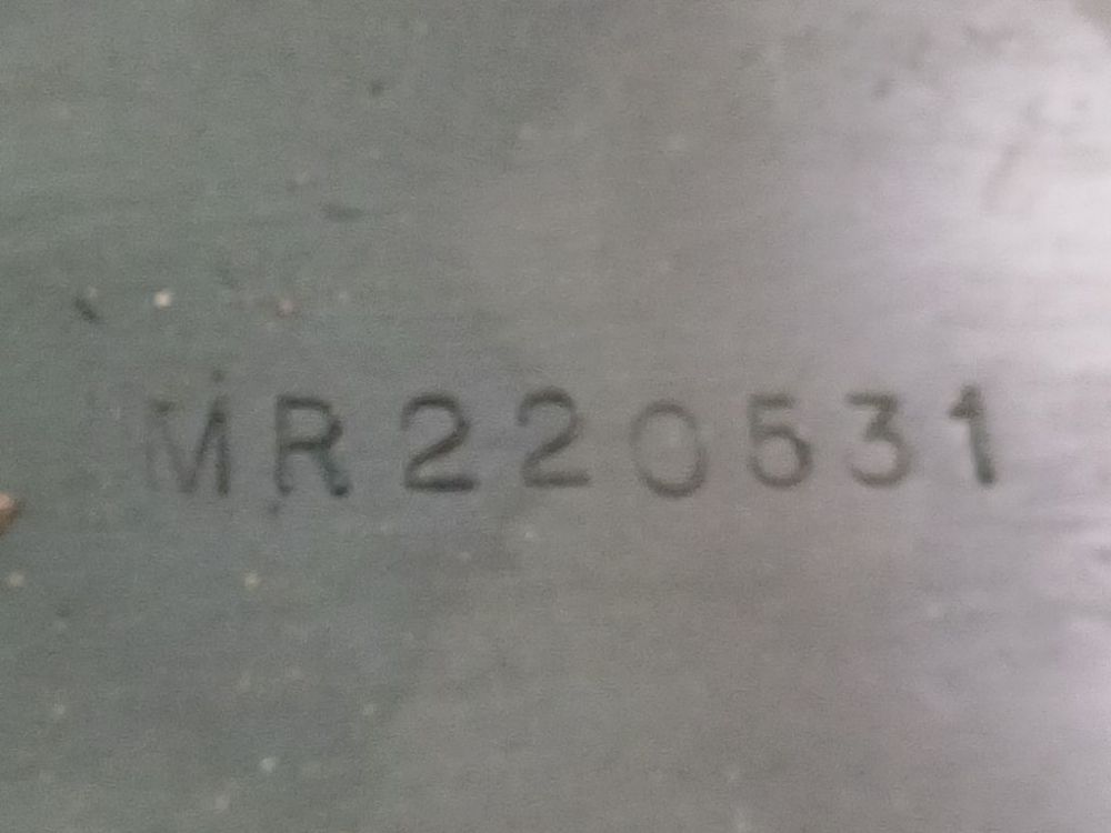 MR220531 Mitsubishi Colt 1996 Deckel für Batterie Abdeckung Verkleidung - Thumbnail 4