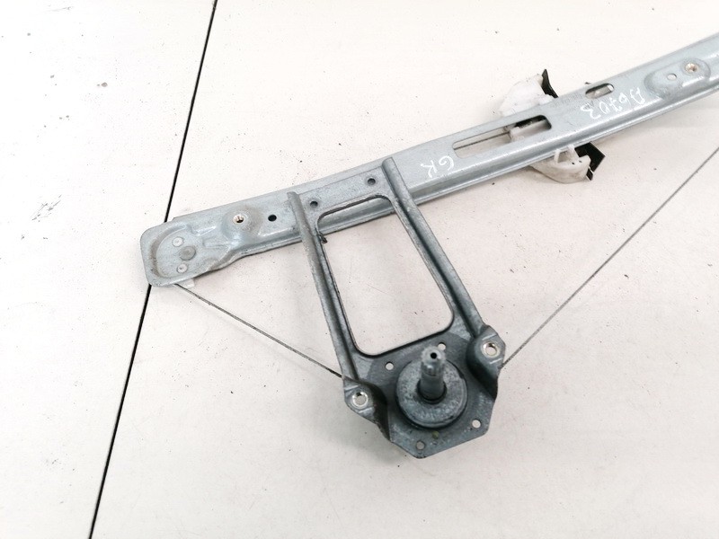 Ford Focus 2001 Door Lock Mechanism - REAR LEFT - Thumbnail 2